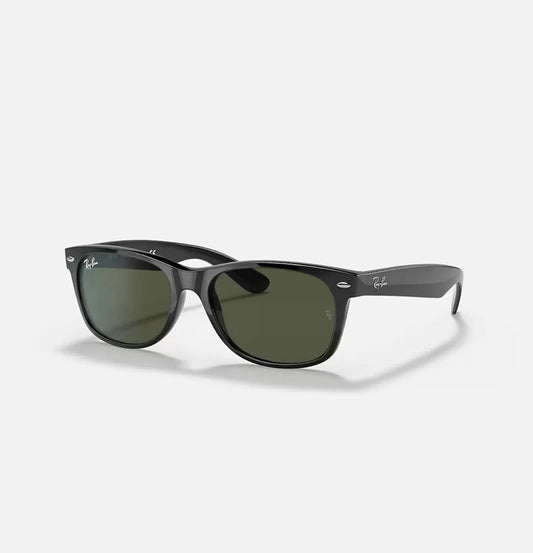 Ray ban NEW WAYFARER CLASSIC Sunglasses in Black and Green - RB2132